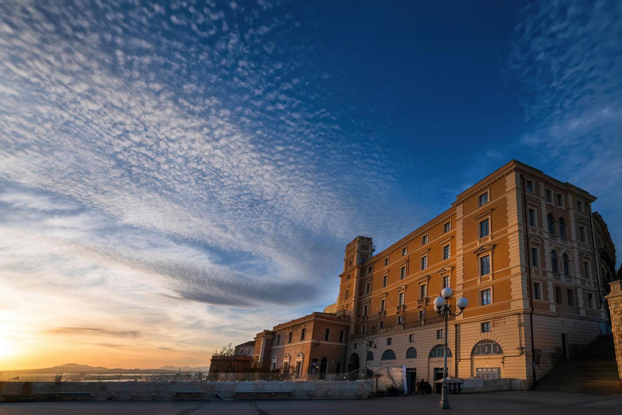 Hotel Palazzo Boyl 1840 Cagliari Esterno foto