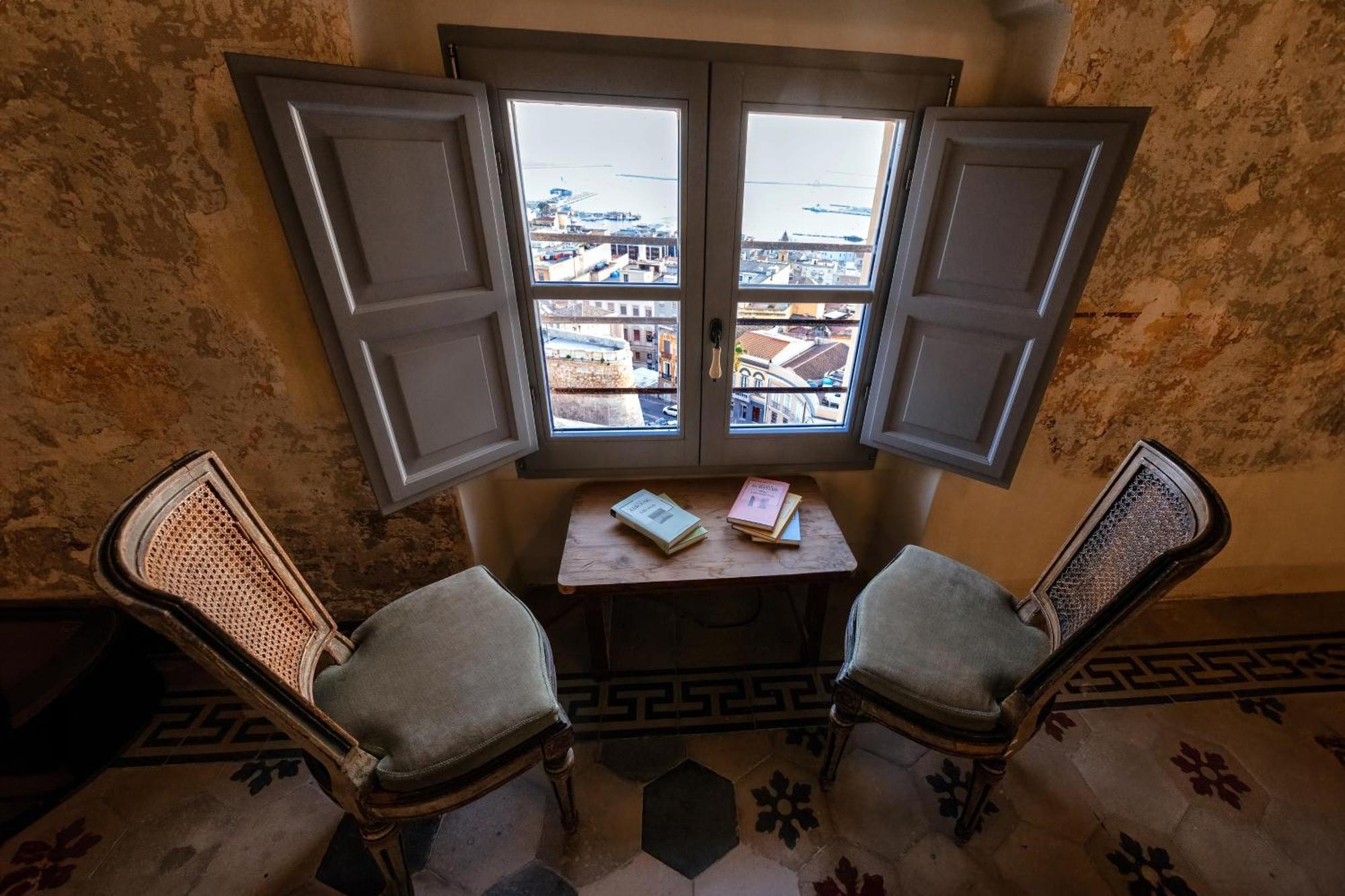 Hotel Palazzo Boyl 1840 Cagliari Esterno foto